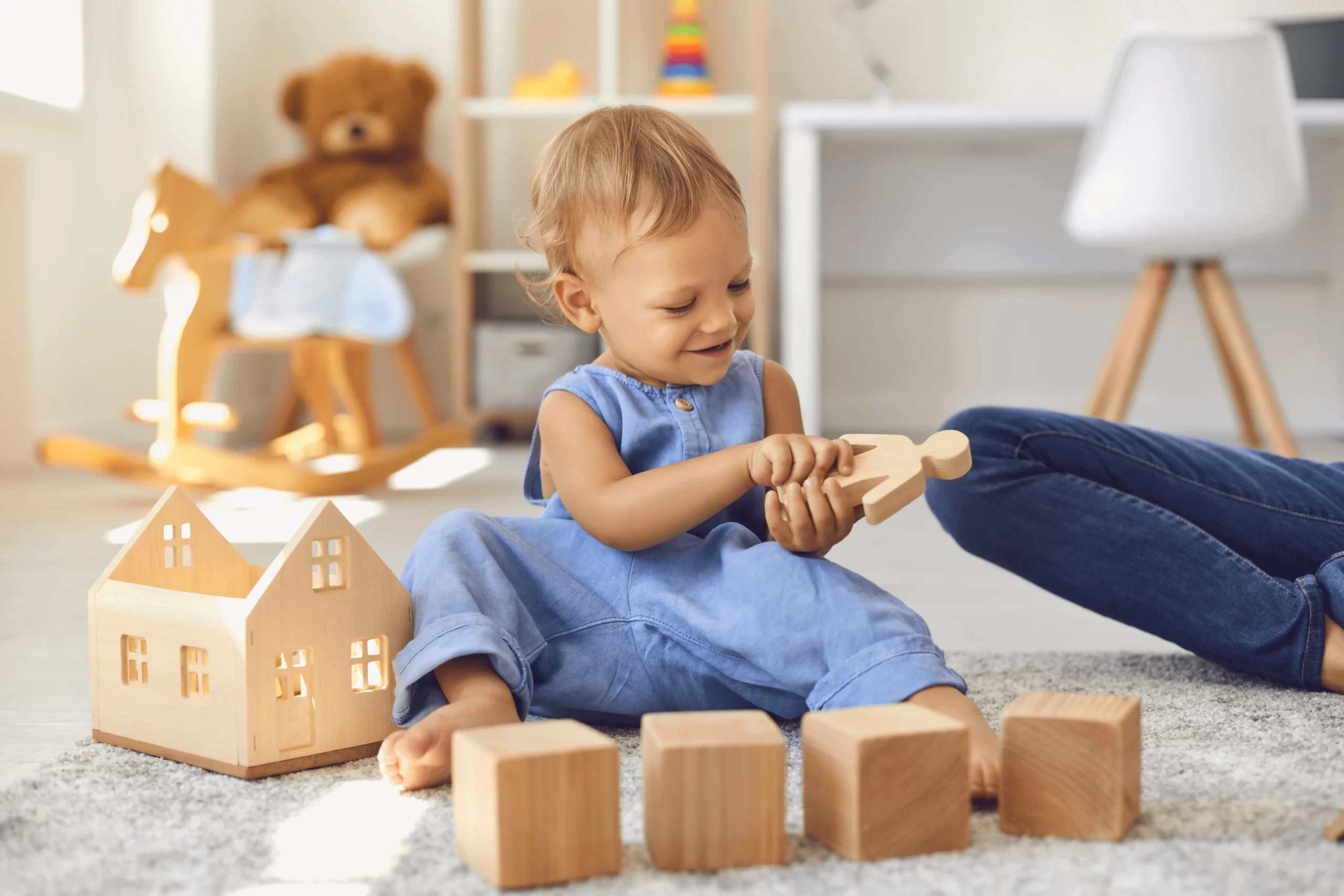 أهمية العلاج الطبيعي في تحسين المهارات الحركية الدقيقة للأطفال