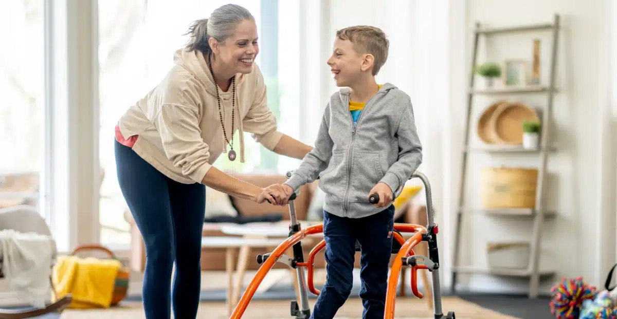 جلسات العلاج الطبيعي للأطفال المصابين بالتوحد