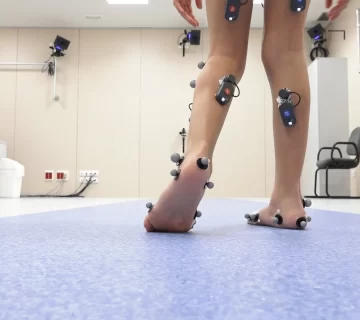 العلاج الطبيعي للأعصاب: كيف ساعدني العلاج في التخفيف من الألم وتعزيز صحتي