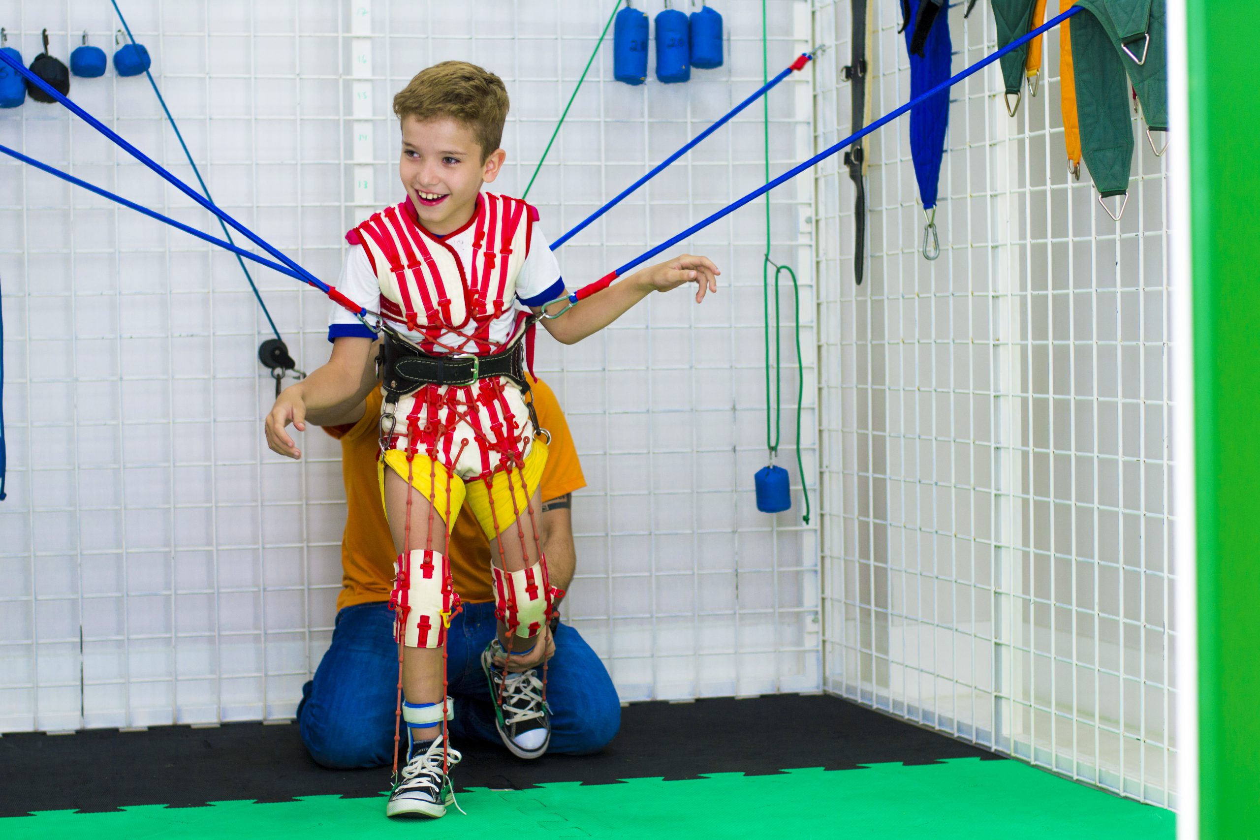 تأهيل الأطفال استراتيجيات وتجارب لتطوير مهاراتهم الحياتية 1 تأهيل الأطفال استراتيجيات وتجارب لتطوير مهاراتهم الحياتية