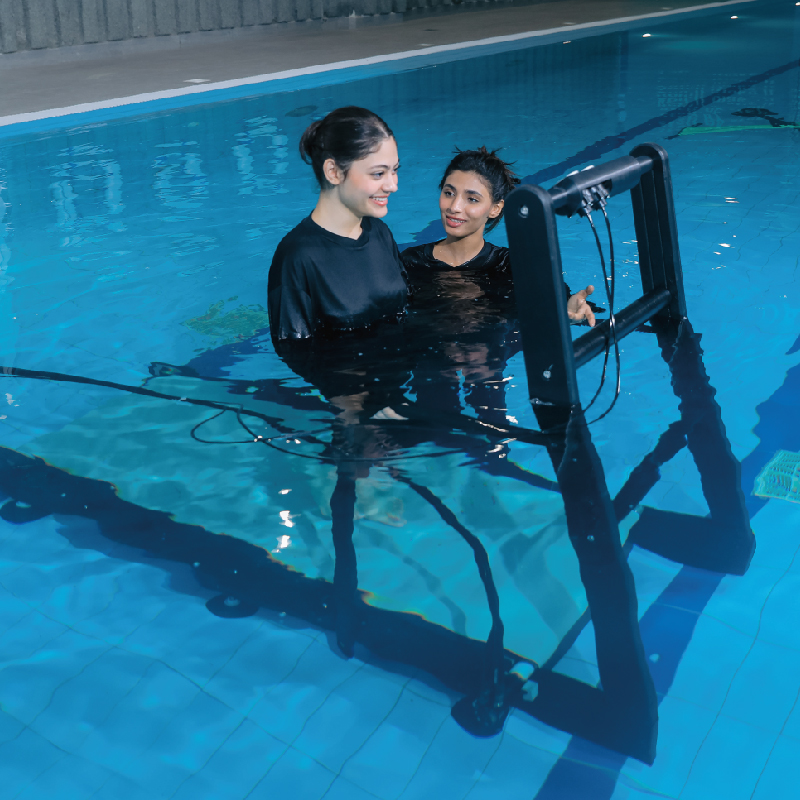 الصفحة الرئيسية 3 Hydrotherapy Session