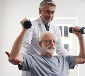 تأهيل مرضى الجلطات الدماغية